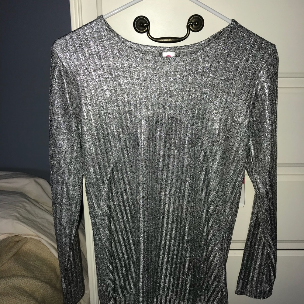 sparkly gray long sleeve